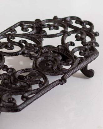 Vintage Cast Iron Dish Warmer