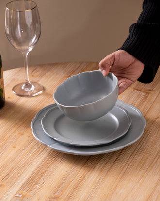 Scalloped Edge Ceramic Bowl