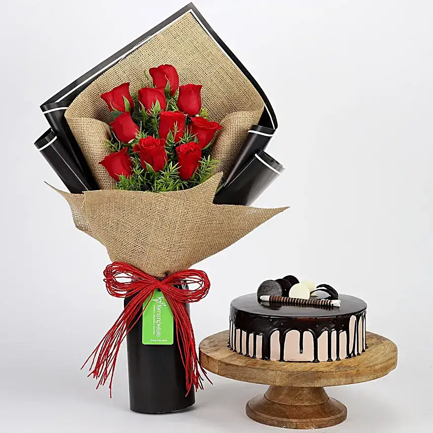 10 Red Roses & Choco Cream Cake Combo