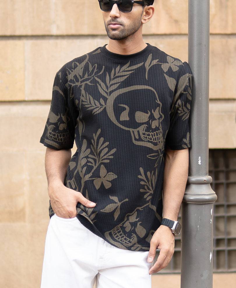 Black Skull Print T-Shirt Buy @ ₹599