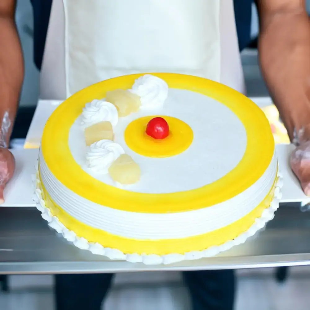 1/2 Kg Pineapple Cake