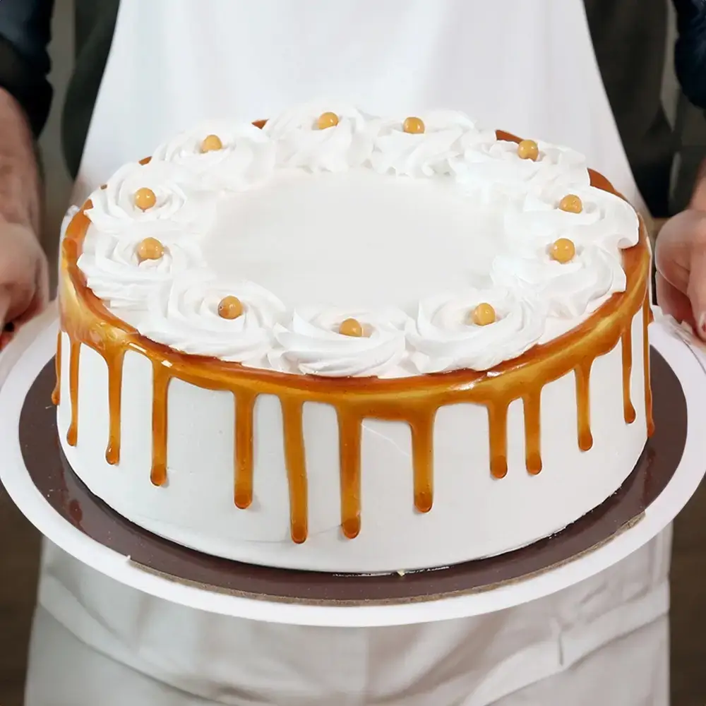 1 Kg Caramel Cake