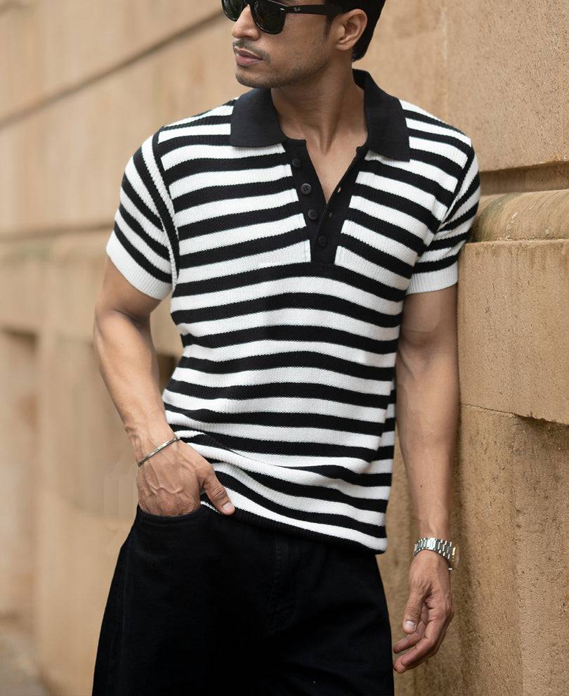 Black And White Stripe T-Shirt Buy @ ₹499