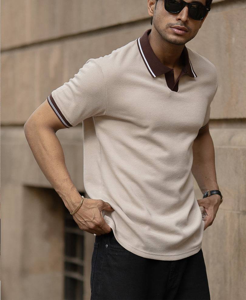 Beige Contrast Collar T-Shirt Buy @ ₹699