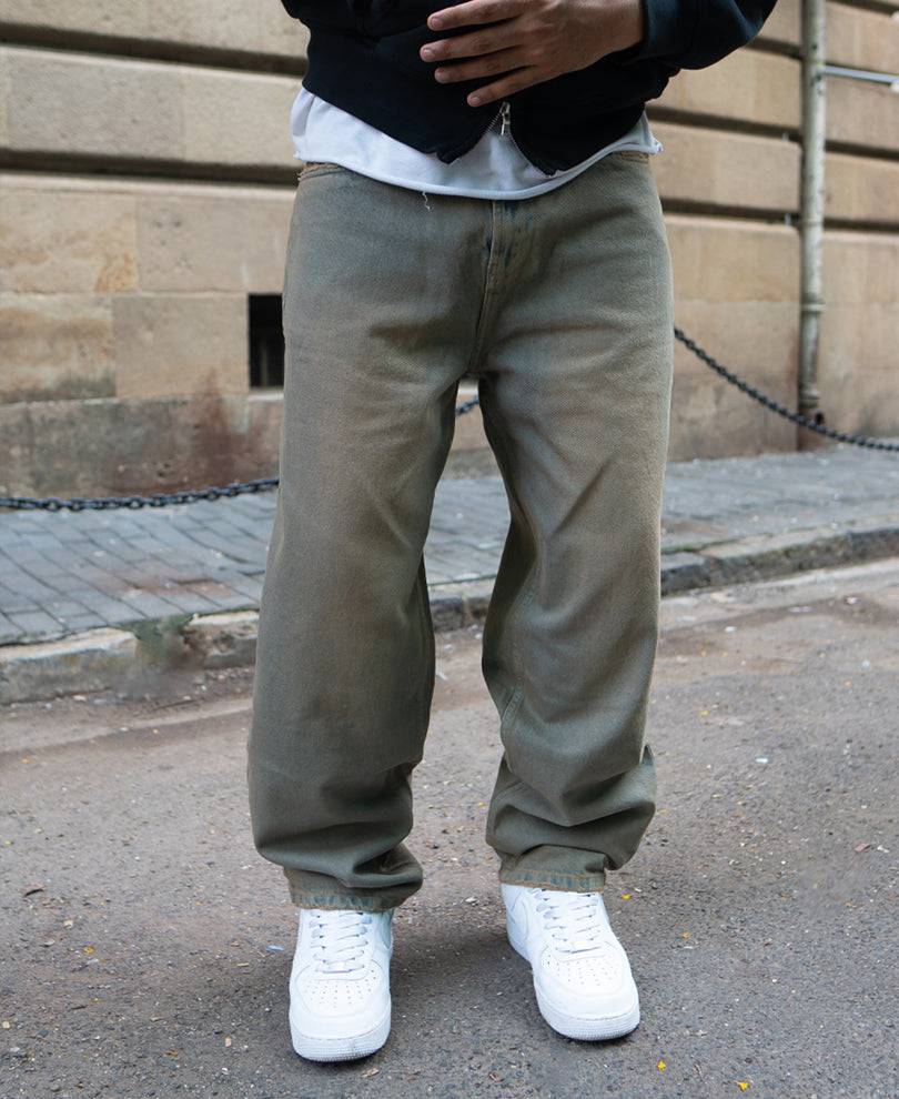 Blue Tinted Baggy Jeans Buy @ ₹1299