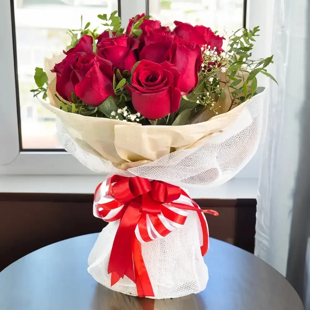Classic Bouquet of Red Roses