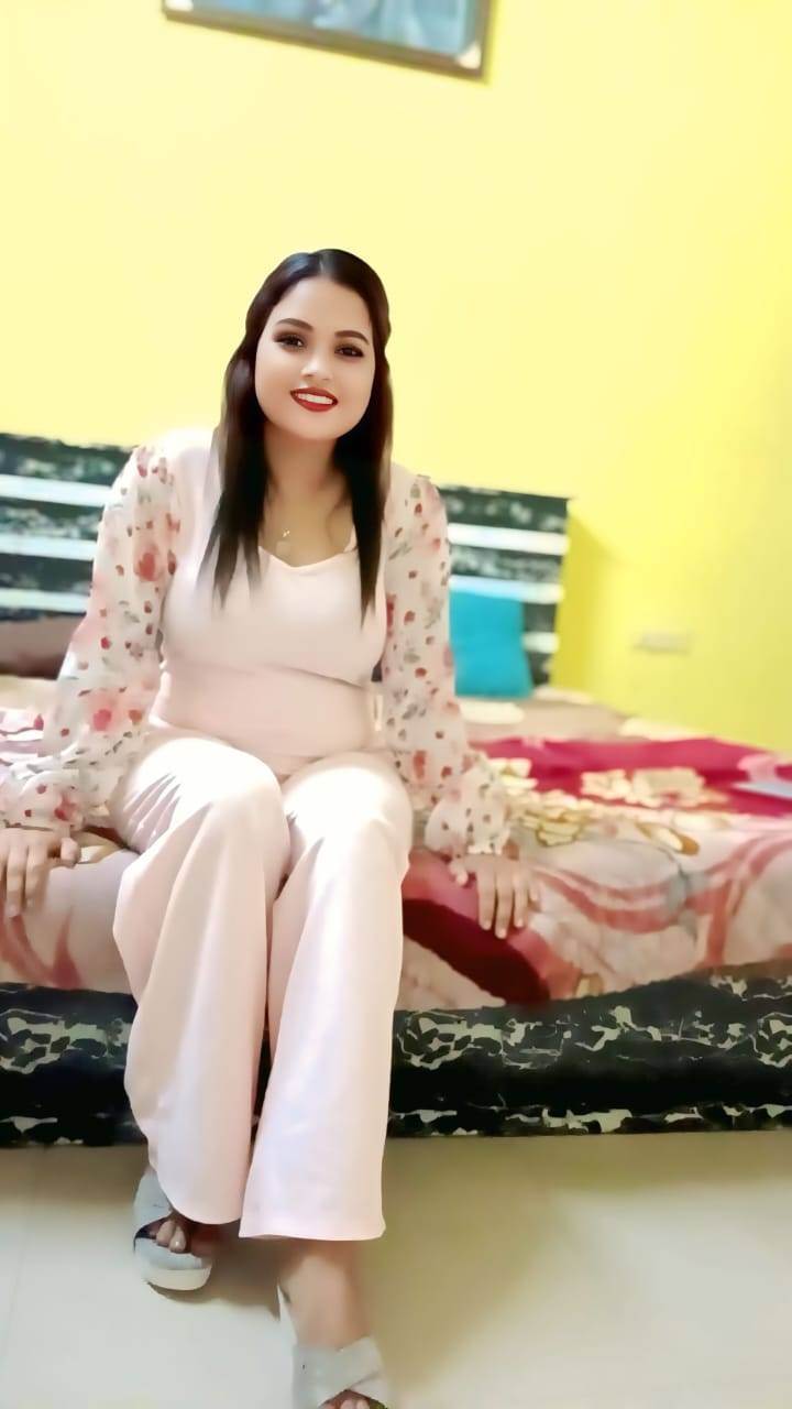 Female Escort Service Adarsh Nagar Jaipur 7404728495 | Call Girls Jaipur