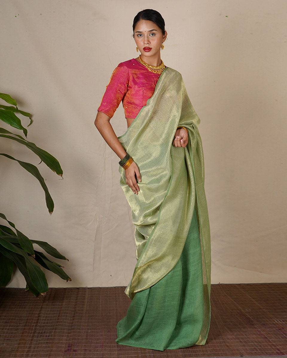Ishya Green Handwoven Linen Zari Saree - Eknoor