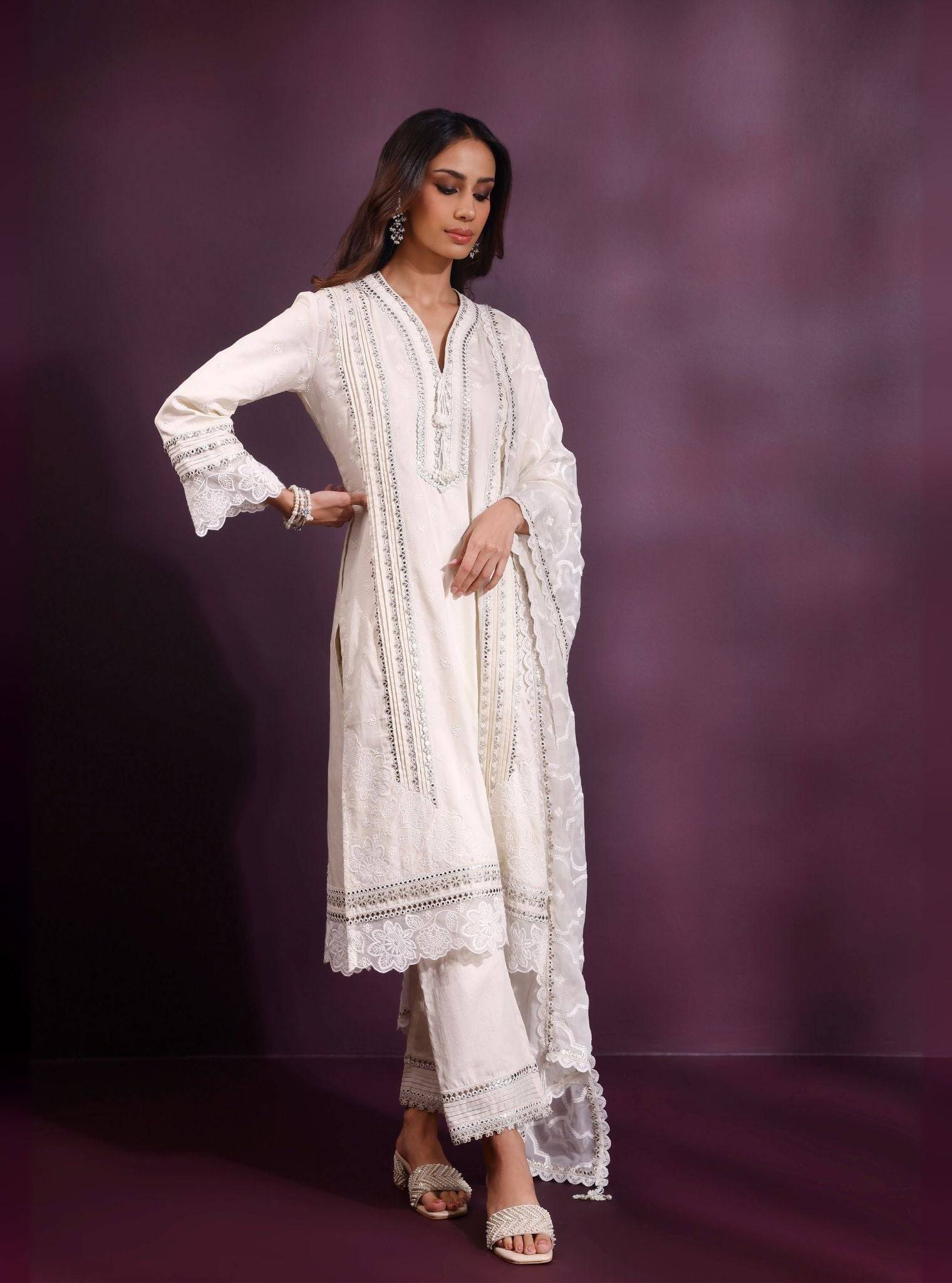 Pira Pima Satin Off White Kurta Set