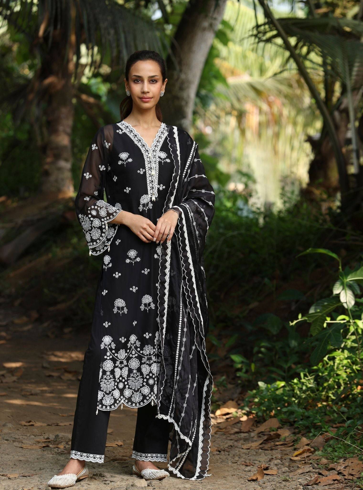 Kiyan Organza Black Kurta Set