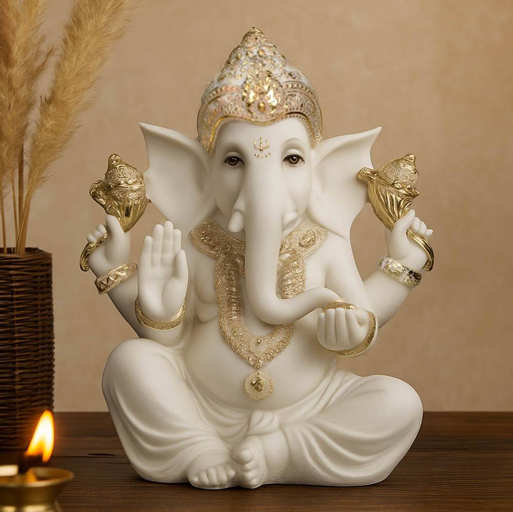 Ekdanata Polyresin Decorative Showpiece- White and Gold