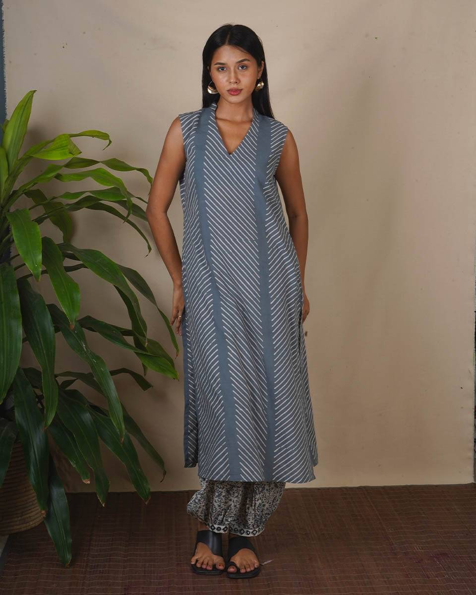 Cloud Kiss Grey Block Printed Kurti - BMS