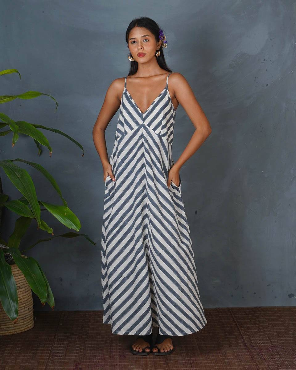 Cloud Kiss Grey Block Printed Dress - BMS