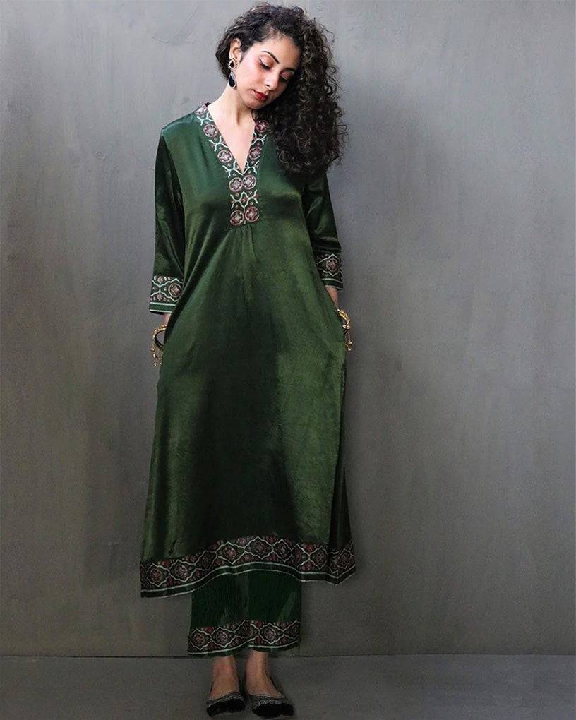 Aranya Block printed Mashru Silk Kurta Set