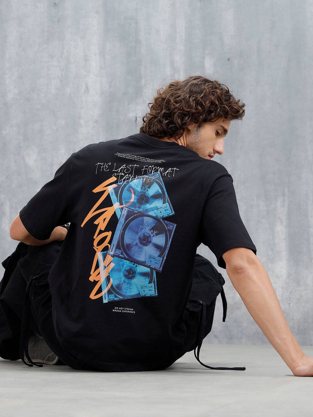 Casual Men Oversized Fit Tee With Graphic | Black