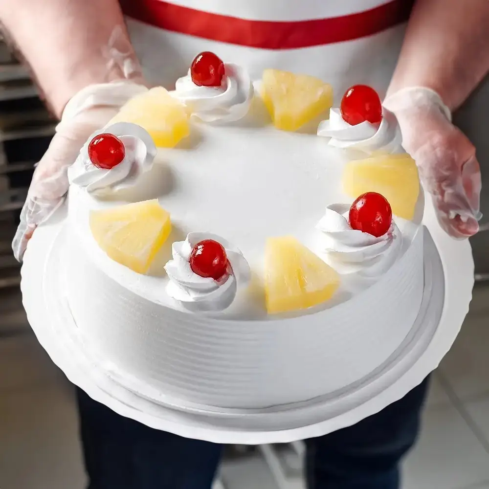 1/2 Kg Delicious Pineapple Cake