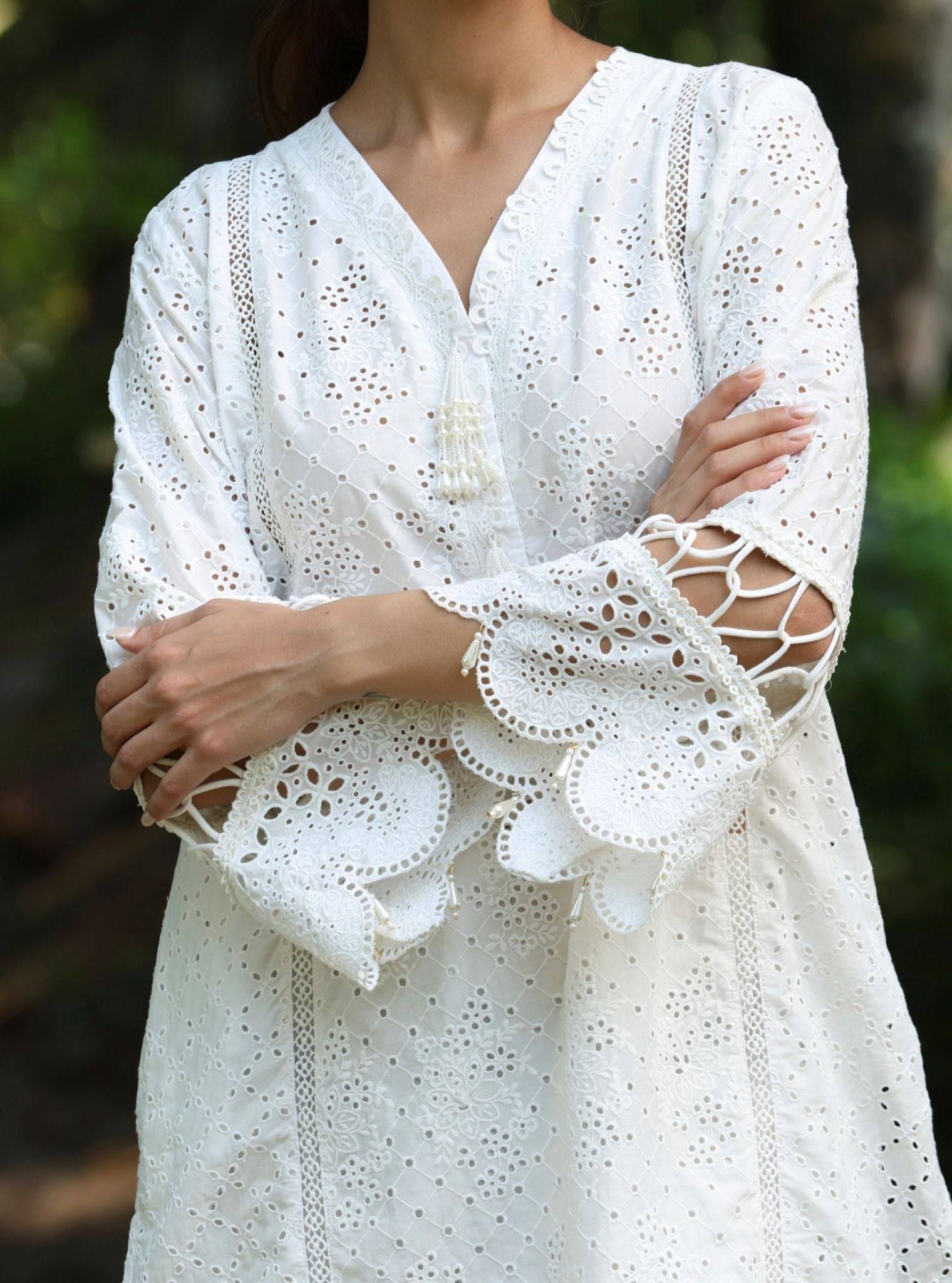 Aaira Cotton White Kurta Set