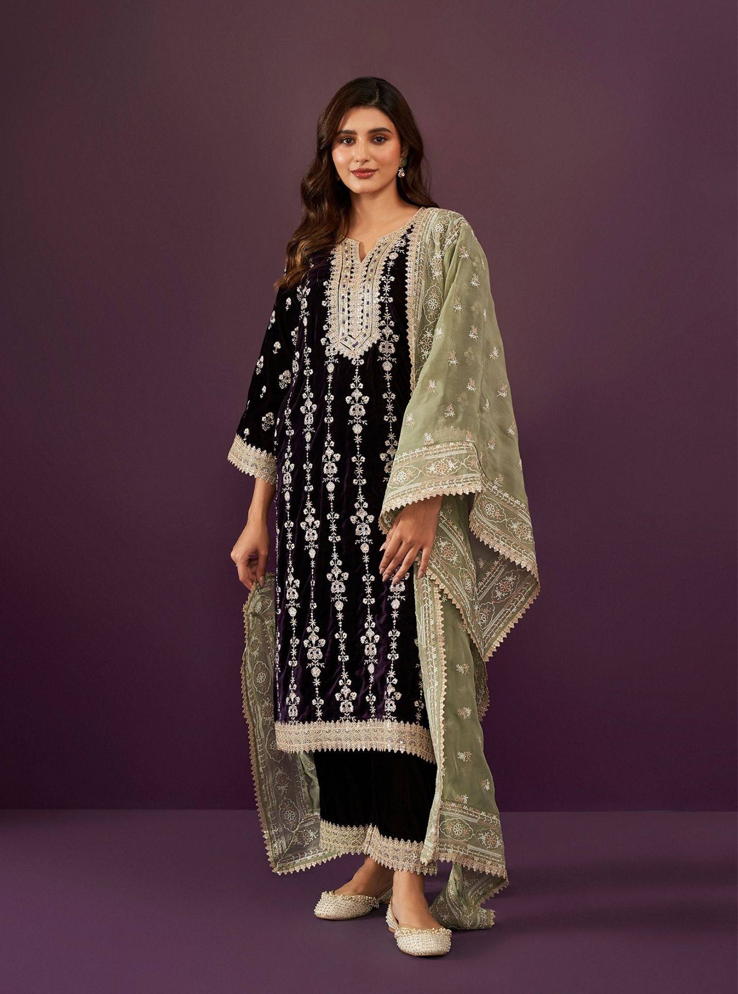 Sade Velvet Purple Kurta Set