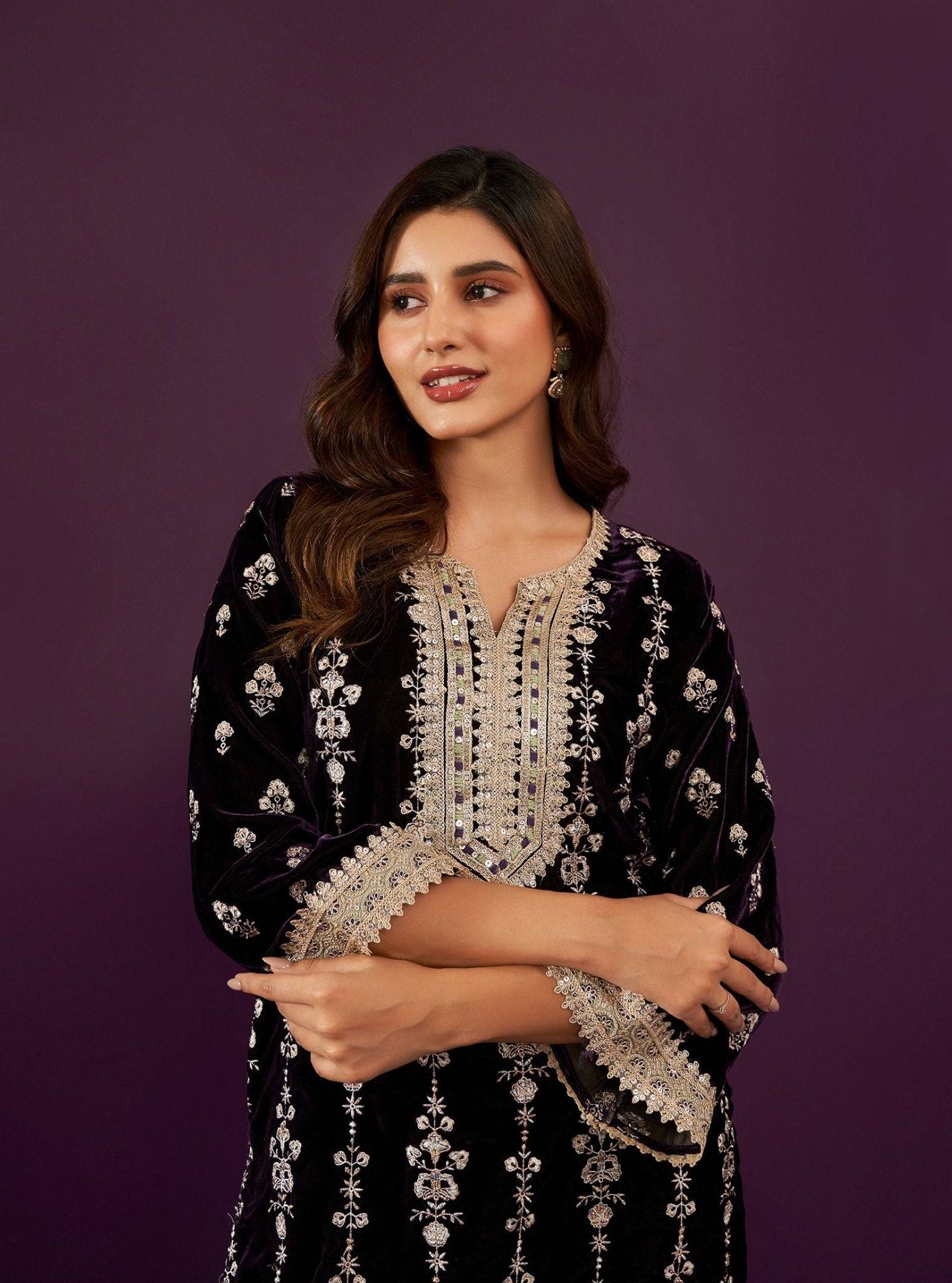 Sade Velvet Purple Kurta Set