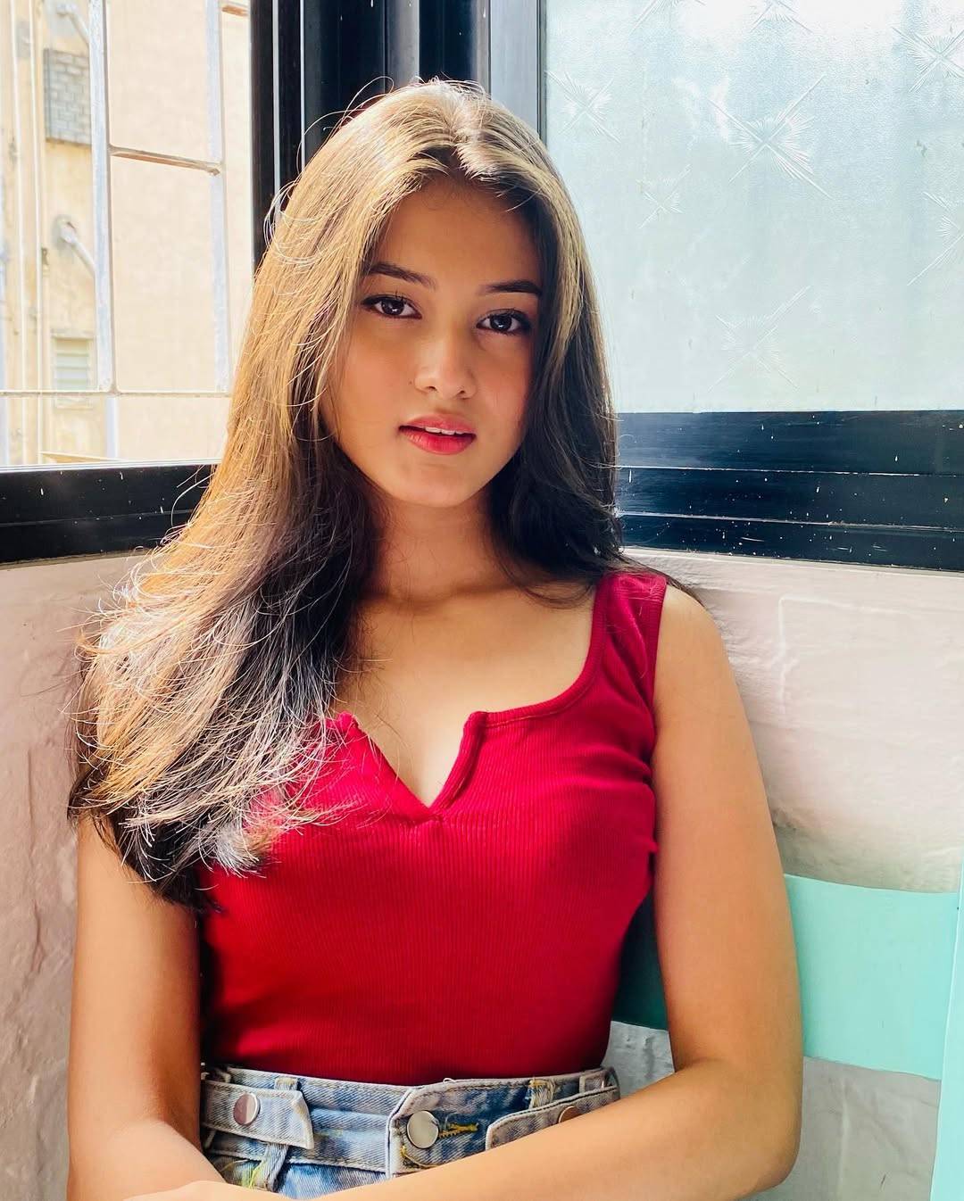 CALL GIRLS IN Delhi Pitam Pura 8447389422 ESCORT ...