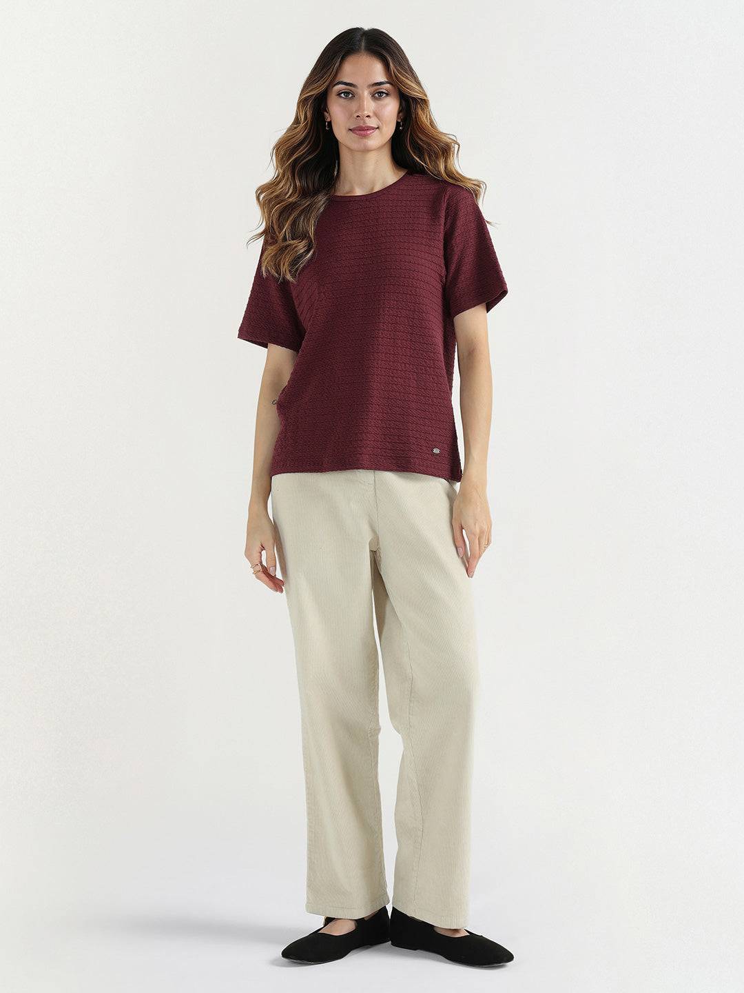 Elle Women Red Plain Crew Neck Tshirt