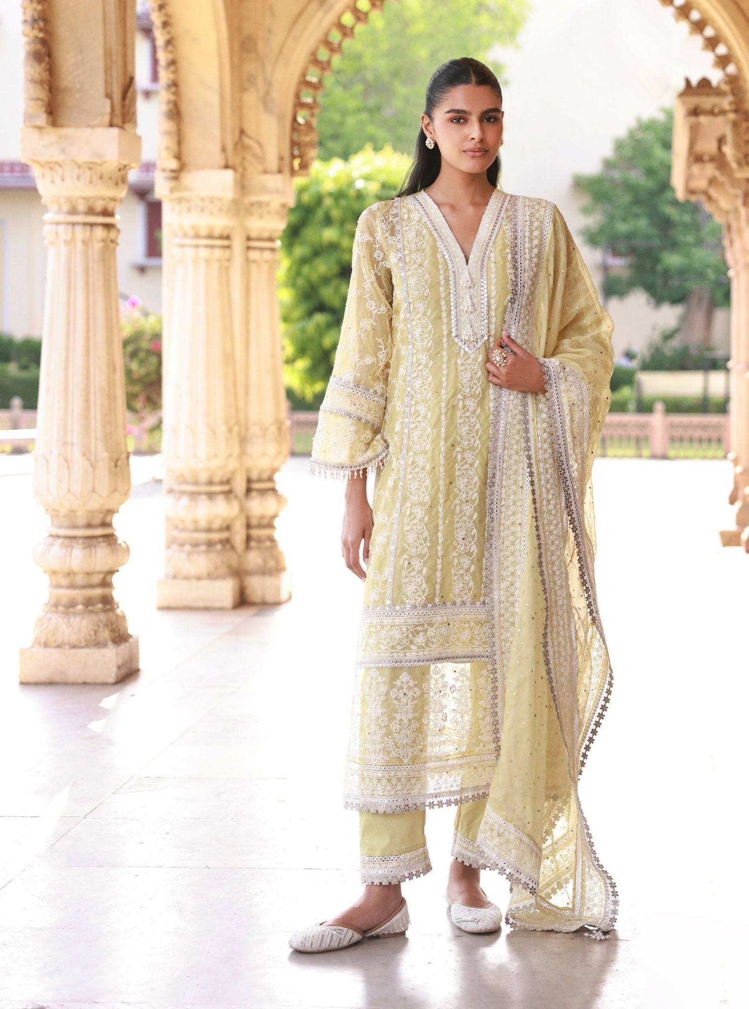 Taveya Organza Lime Kurta Set