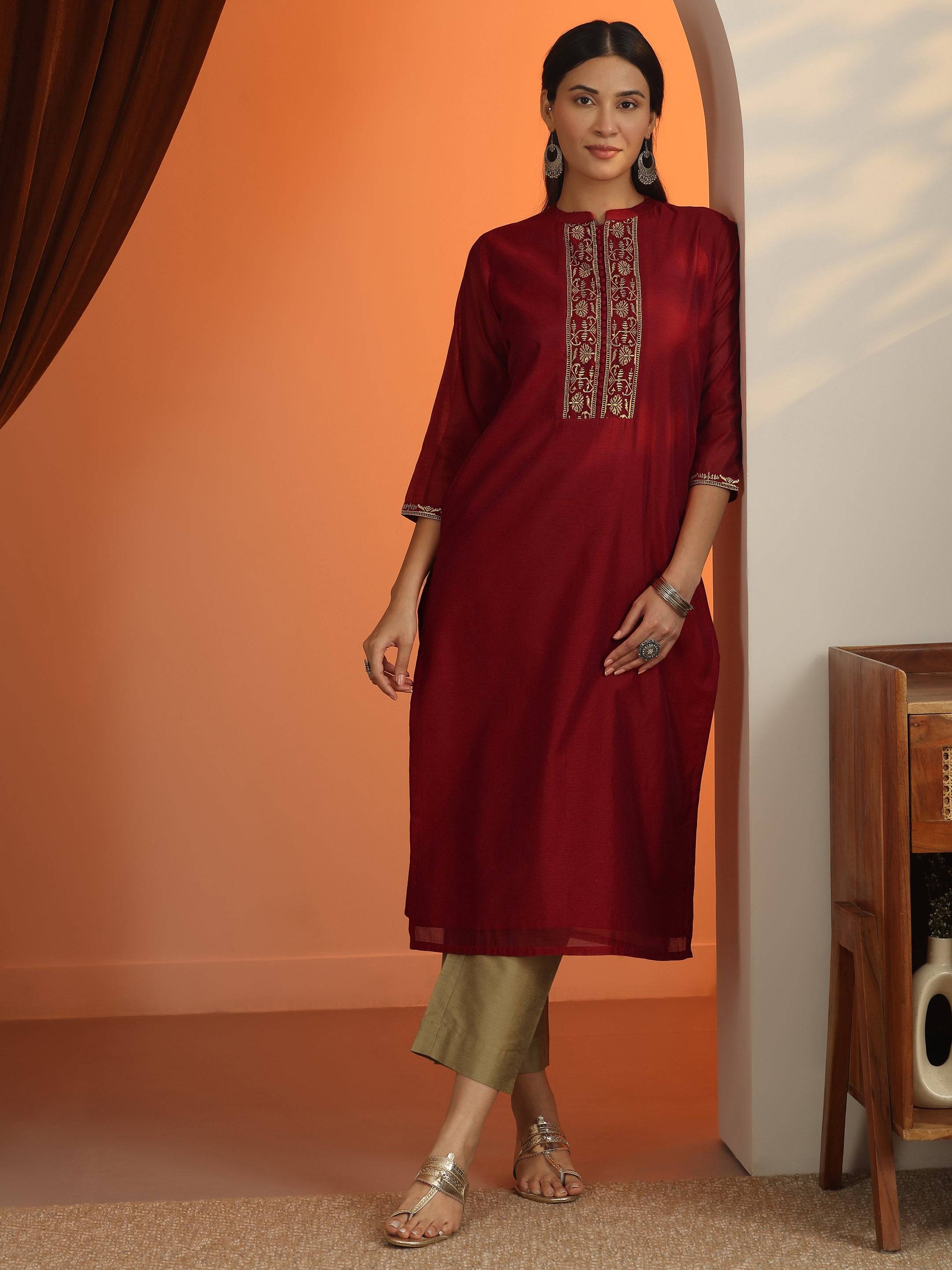 Red Embroidered Silk Blend Straight Kurta Buy at only ₹1299