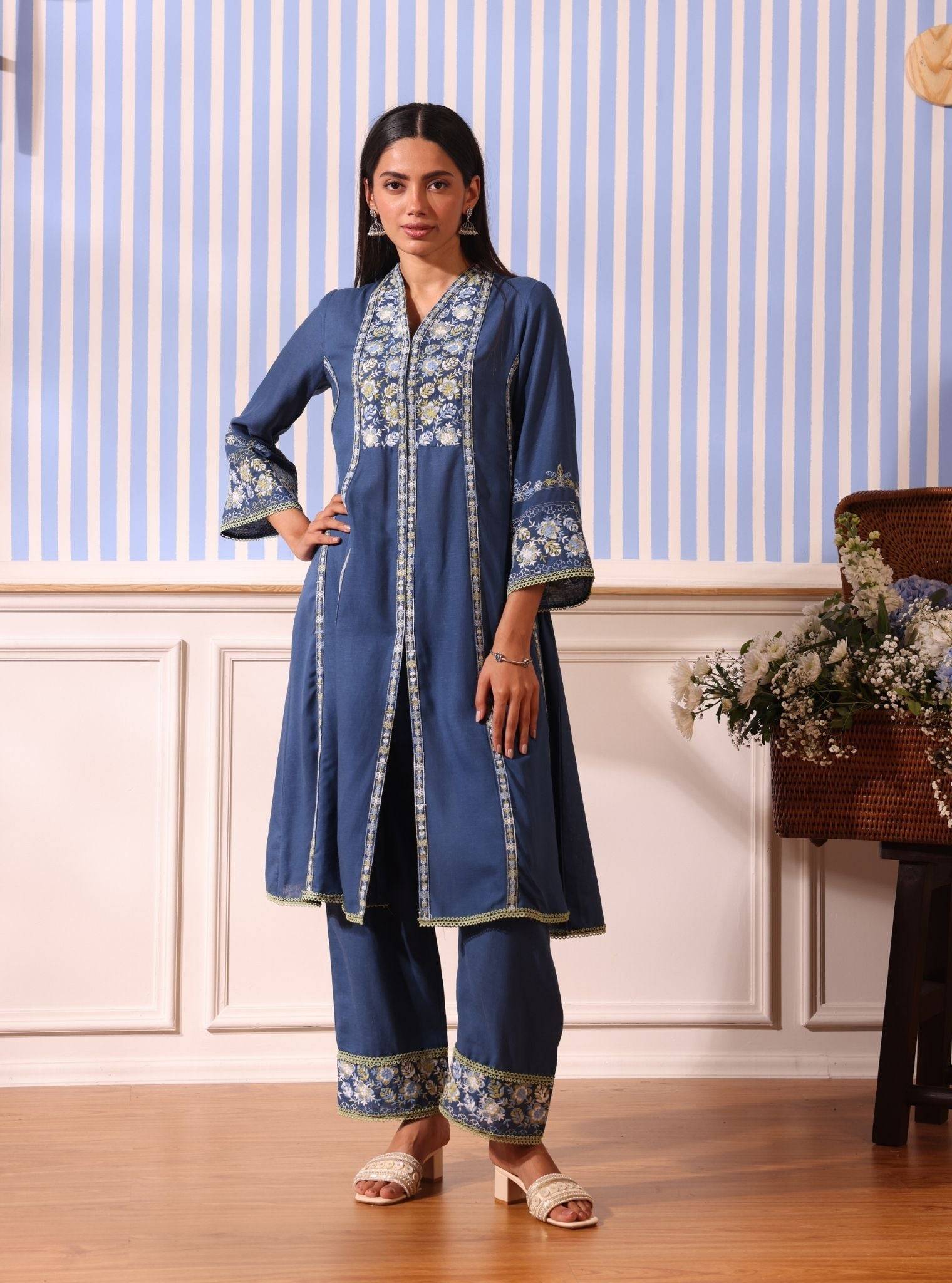 Siti Linen Navy Kurta Set