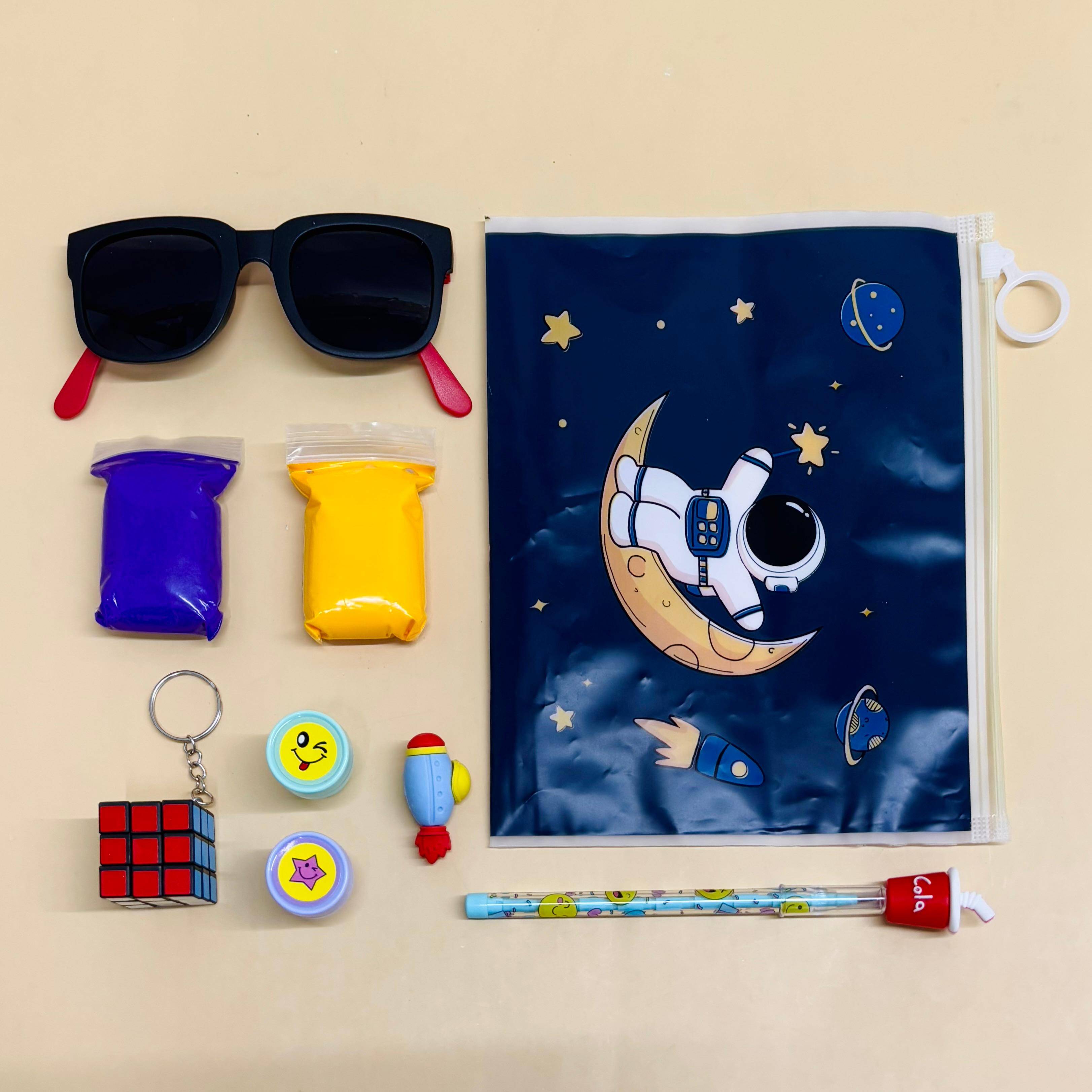Moonlight Mystery Hamper Pouch Buy @ ₹249
