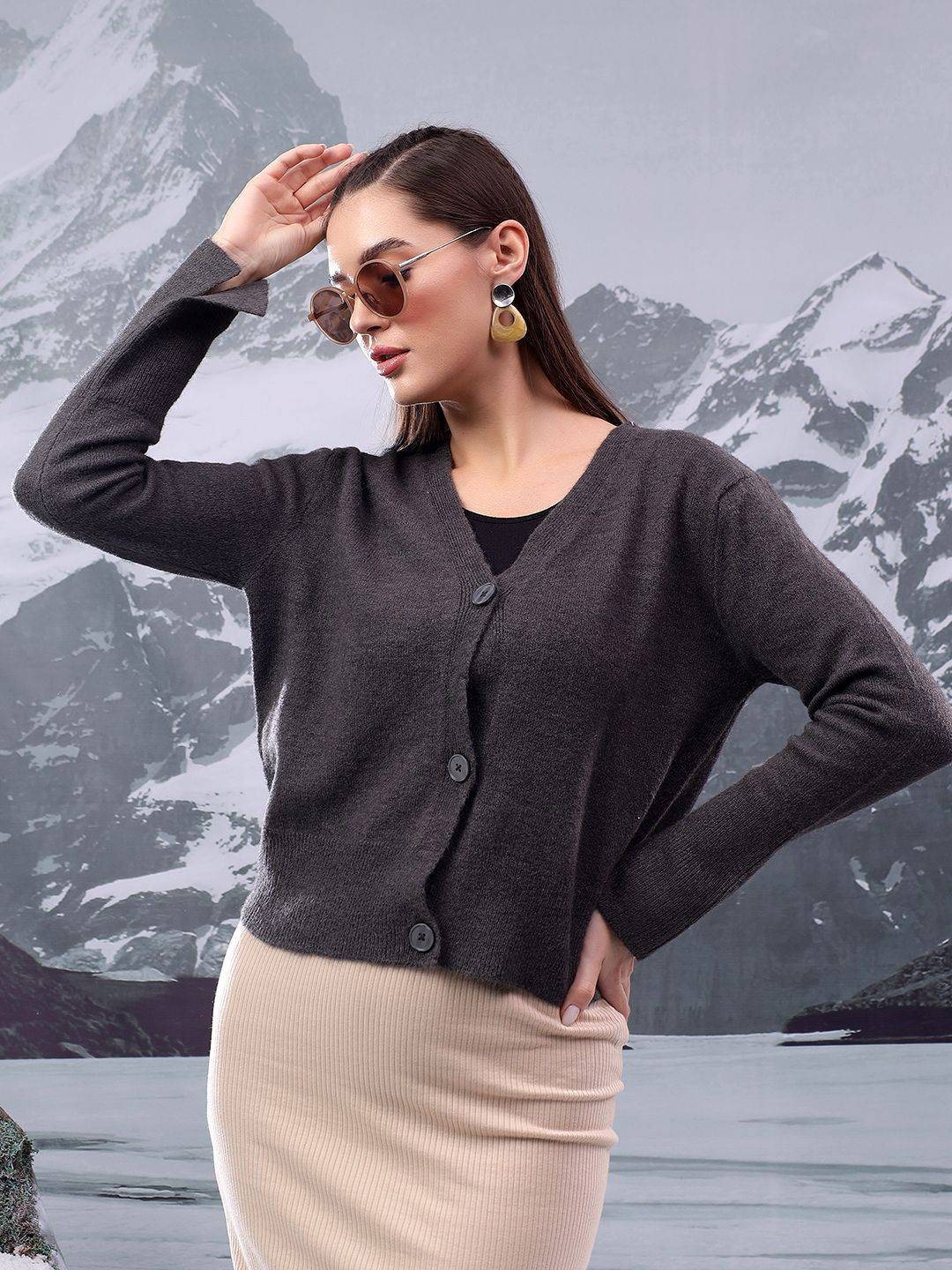 Kotty Women V-Neck Cardigan