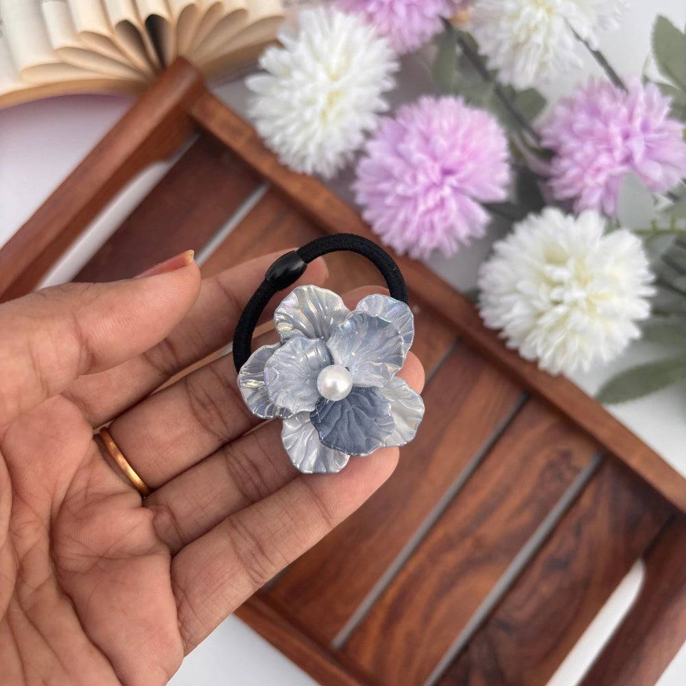Silver Shine Pearl Flower Hair Tie