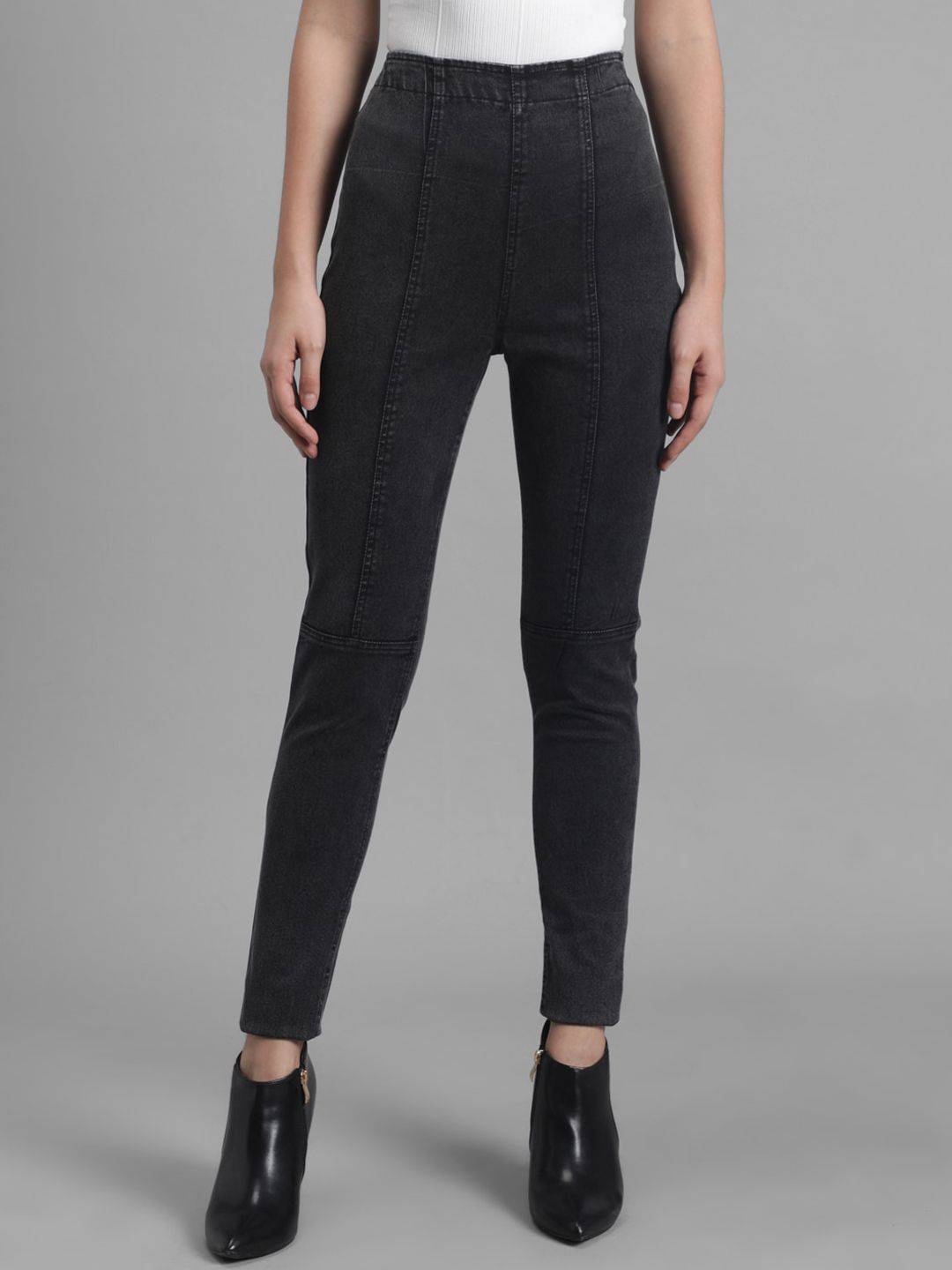 Kotty Women Black Skinny Fit High-Rise Clean Look Stretchable Jeans
