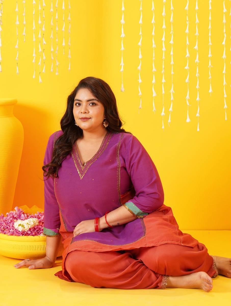 Women Pink Bemberg Linen Hand Embroidery Kurta with Salwar