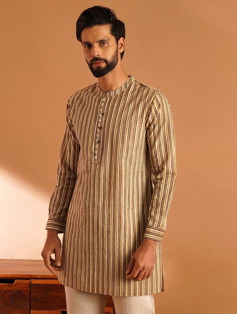 Men Beige Brown Cotton Block Print Round Neck Regular Fit Kurta