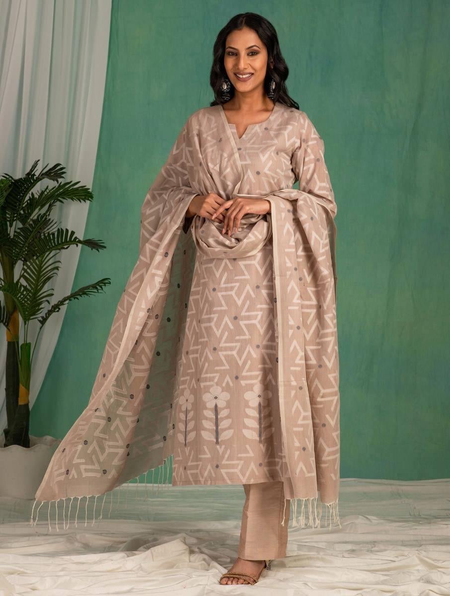 Women Grey Cotton Jamdani Kurta, Pants & Dupatta