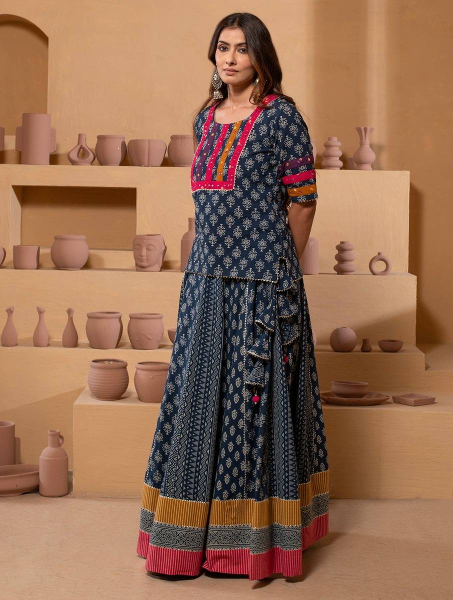Women Indigo Blue Cotton Printed Regular Lehenga