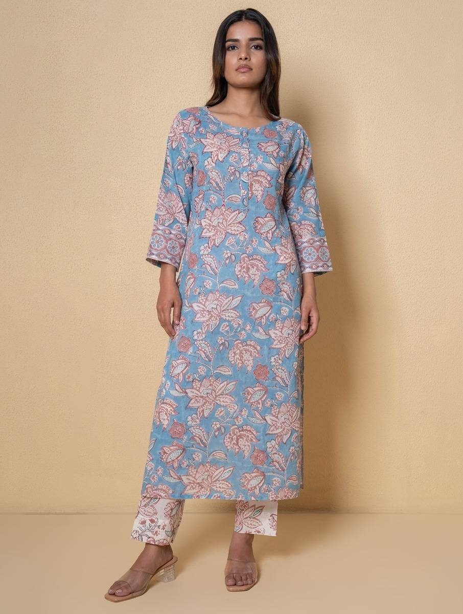 Women Blue Cotton Block Print Kurta with Pants