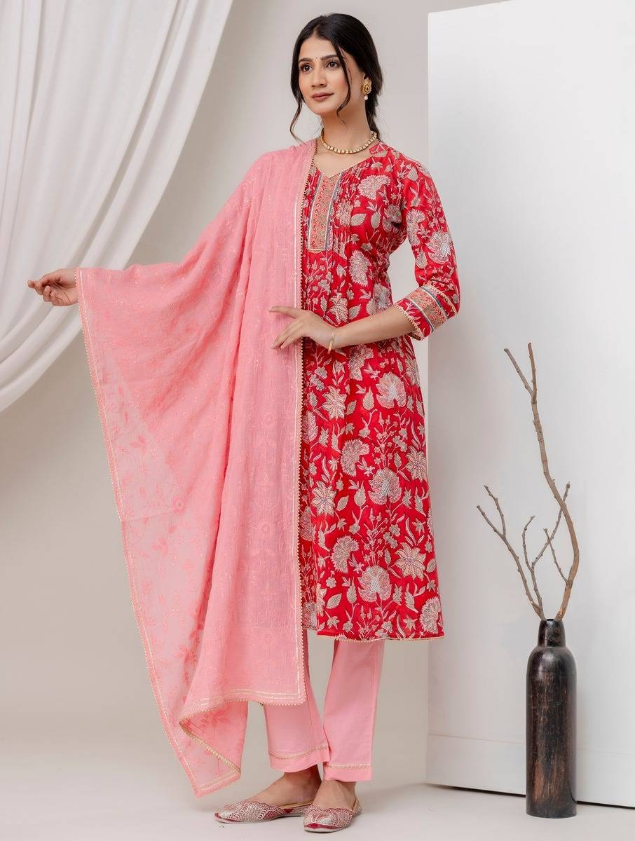 Women Red Cotton Embellished Kurta, Pants & Dupatta