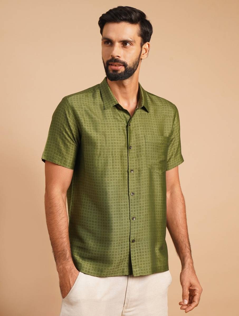 Men Green Silk Printed Shirt Collar Regular Fit Shirts
