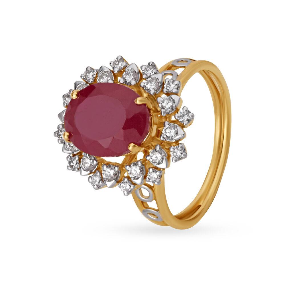 Spellbinding 18 Karat Yellow Gold And Diamond Oval Ring