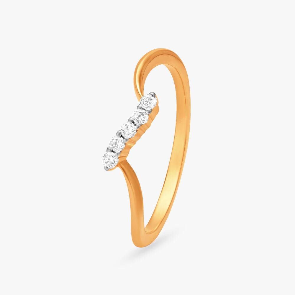 Sway Line Diamond Ring