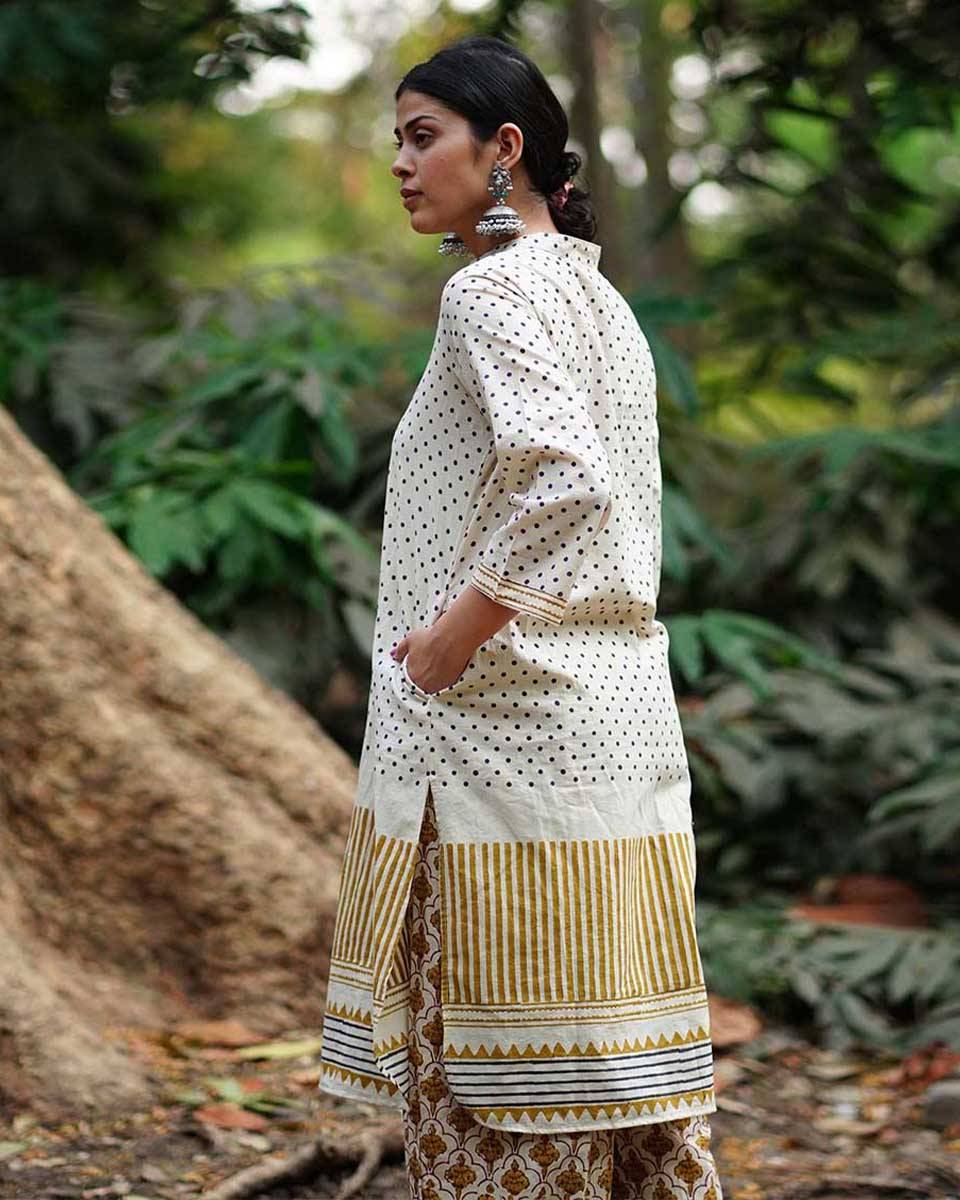 Gulabi Shaam Tu Ivory Block Printed Cotton Kurti - WW