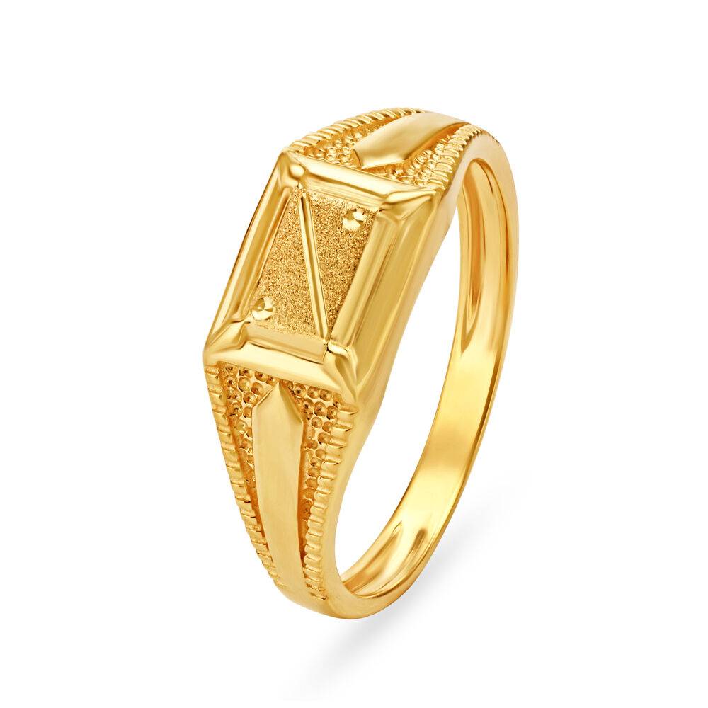 Striking 22 Karat Yellow Gold Etched Finger Ring