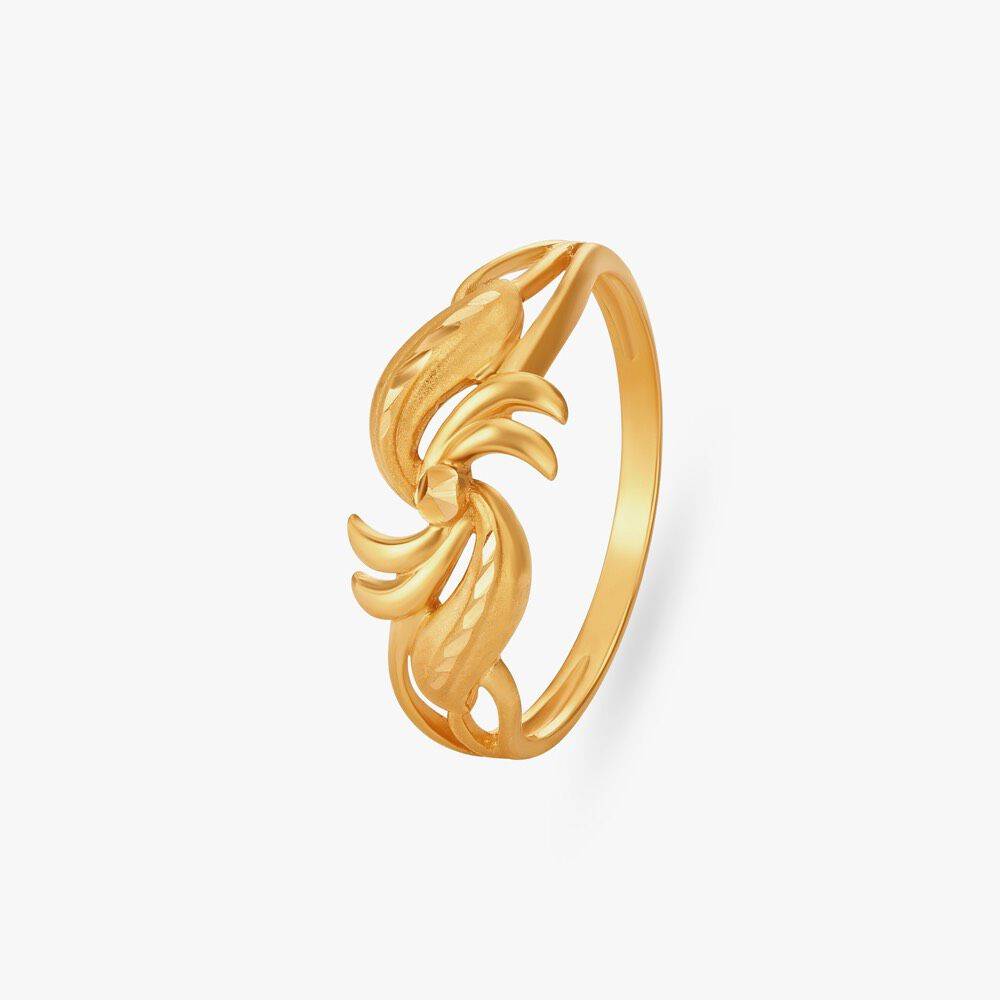 Timeless Glamor Ring