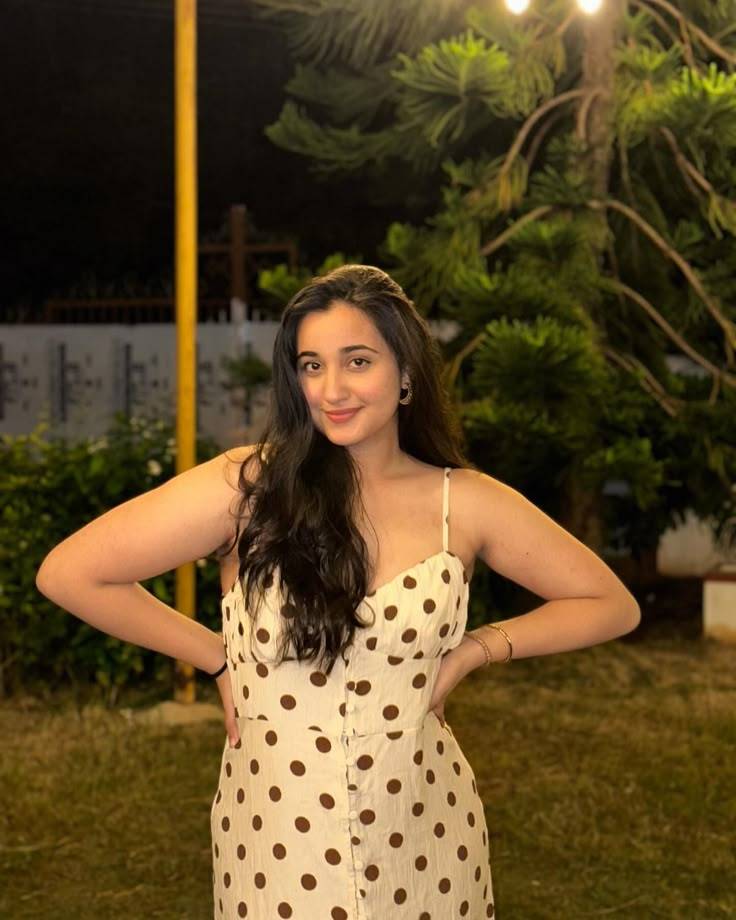 Call Girls In Sarai Rohilla 9711014705 Escort Service