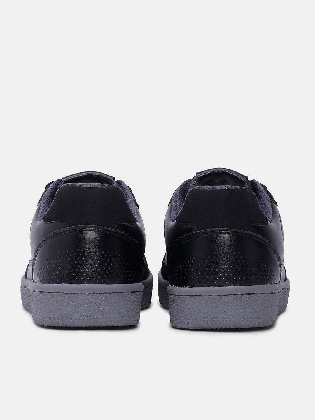 Sneakers | Sazerac Dark