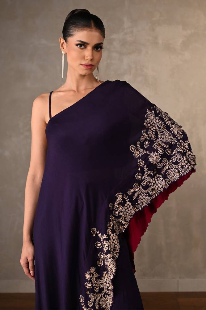 One Shoulder Gold Zari Embroidered Co-Ord Set Buy at ₹24995