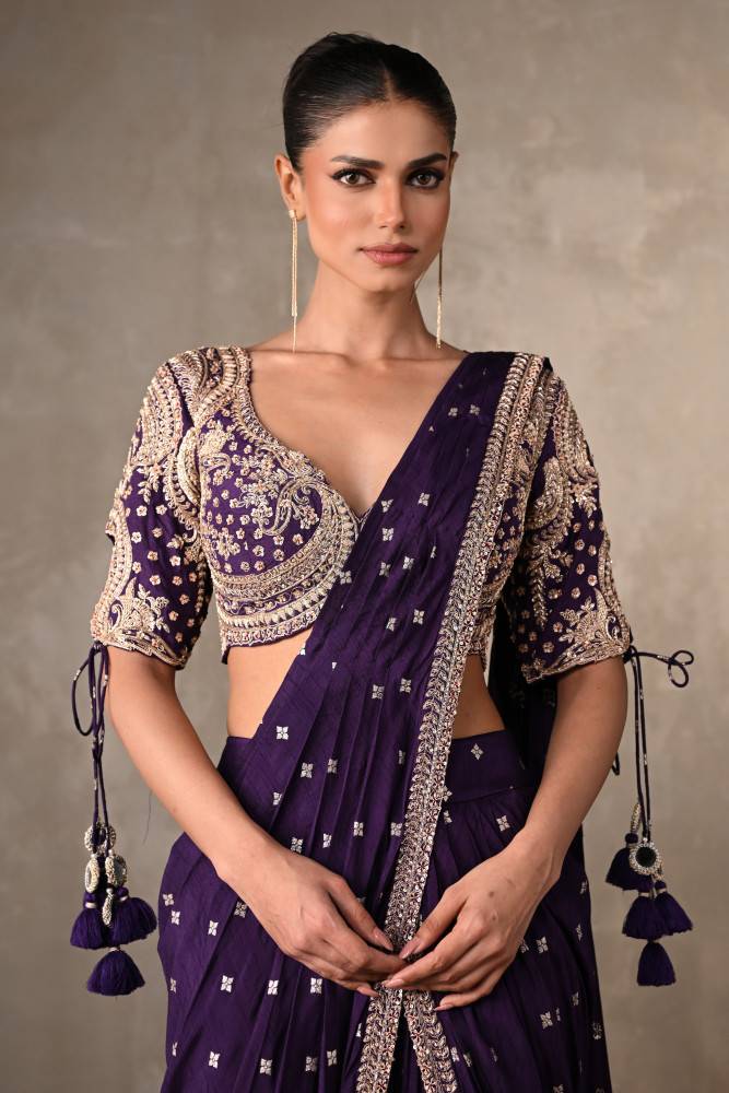 Zariya Purple Embroidered Drape Saree Buy at ₹37995