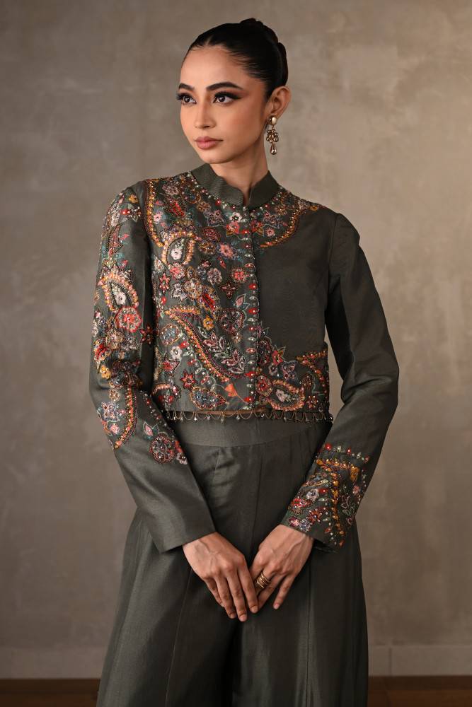 Silk Cropped Top Suit Co-ord Buy at ₹21995