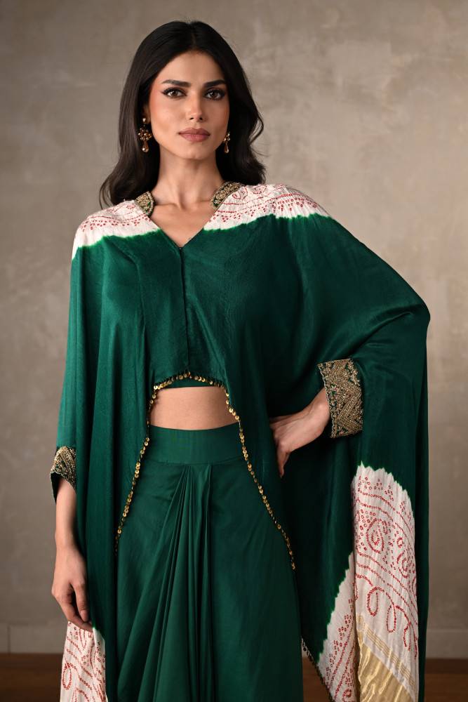 Bottle Green Aura Cape Set Buy at ₹26495